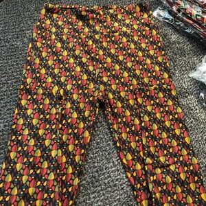🔹 4 for $30 Lularoe OS Leggings